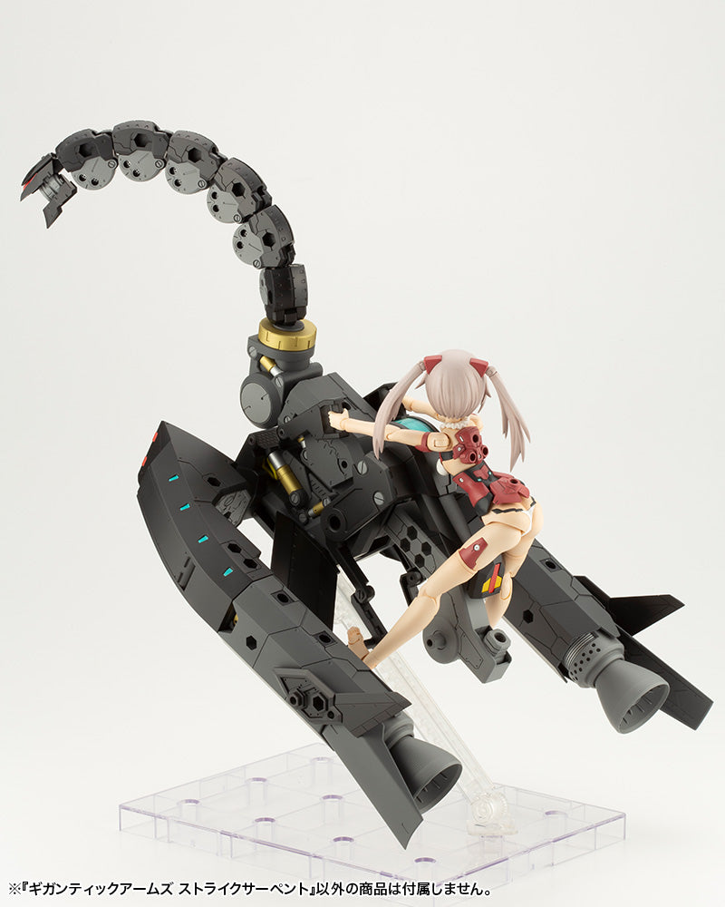 Gigantic Arms Strike Serpent