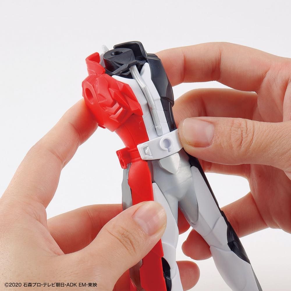 EG Kamen Rider Saber