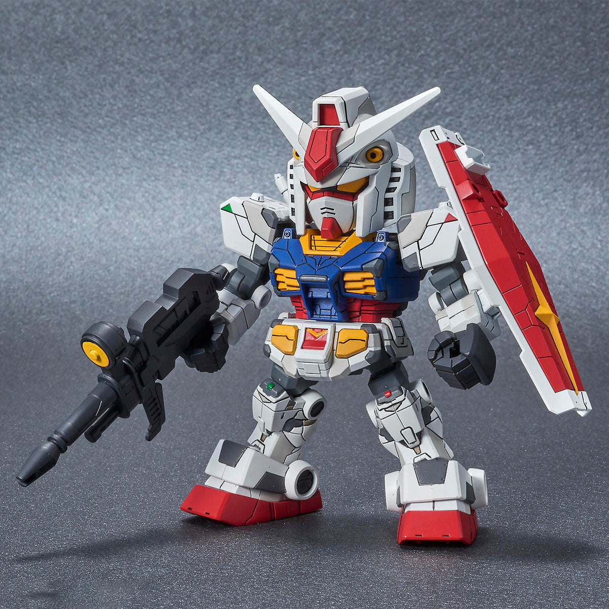 Premium Bandai SD GUNDAM CROSS SILHOUETTE RX-78F00 GUNDAM