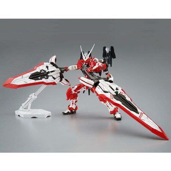 Bandai MG 1/100 Gundam Astray Turn Red