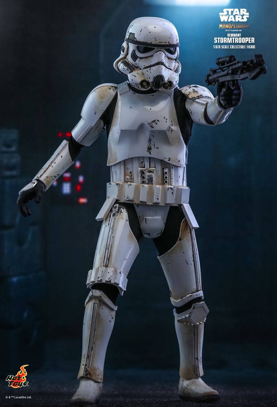 Remnant Stormtrooper - Sixth Scale Figure by Hot Toys