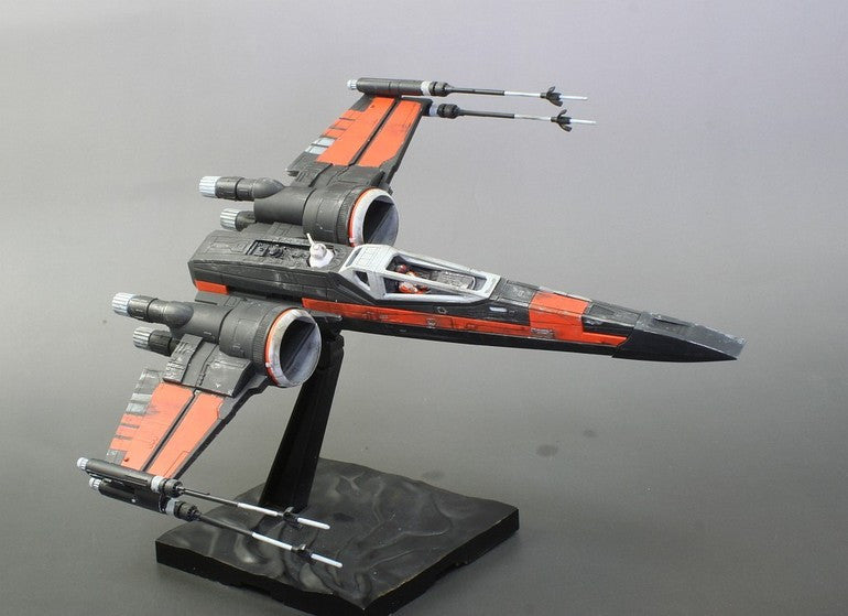 Bandai Star Wars 1/72 Scale - Poe's X-Wing Fighter