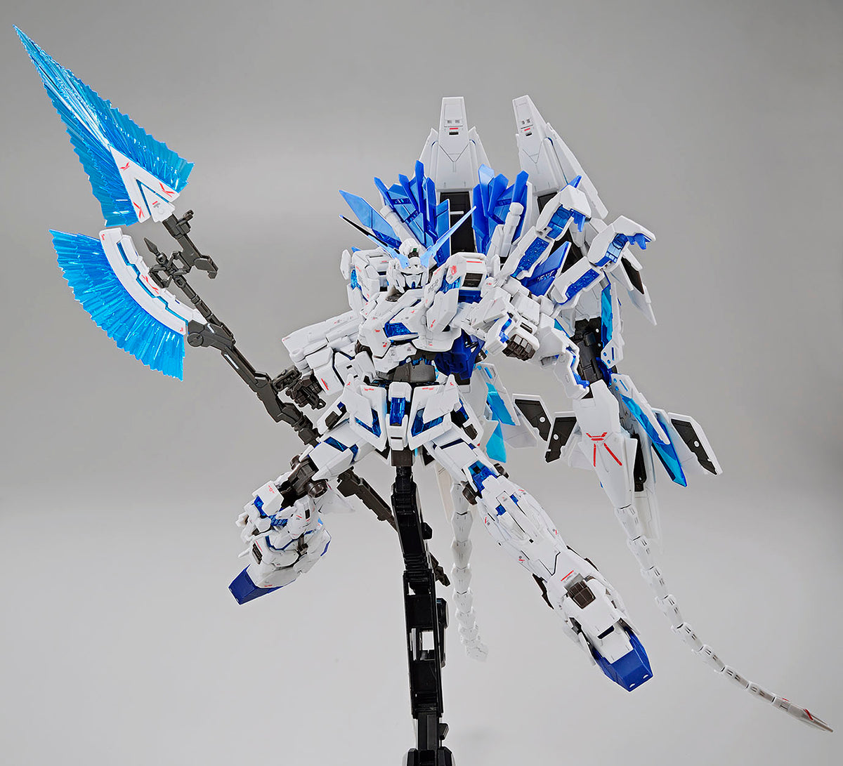 Premium Bandai RG 1/144 THE GUNDAM BASE LIMITED UNICORN GUNDAM PERFECTIBILITY