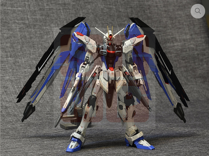 Side 3 Resin Kit- Freedom Gundam 1/100 MG