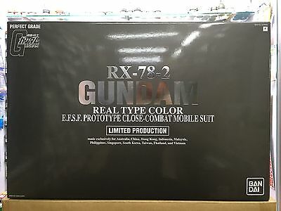 P-Bandai PG 1/60 RX-78-2 Real Type Color