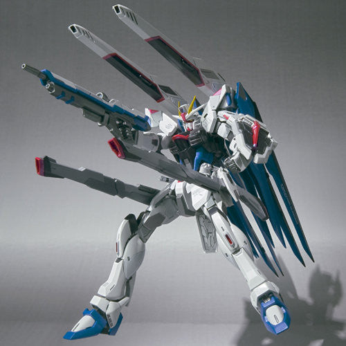 Freedom Gundam Metal Build 1/100